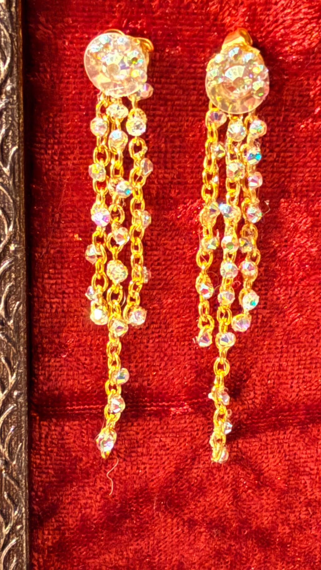 Handcrafted earrings and necklaces made with love and care.
