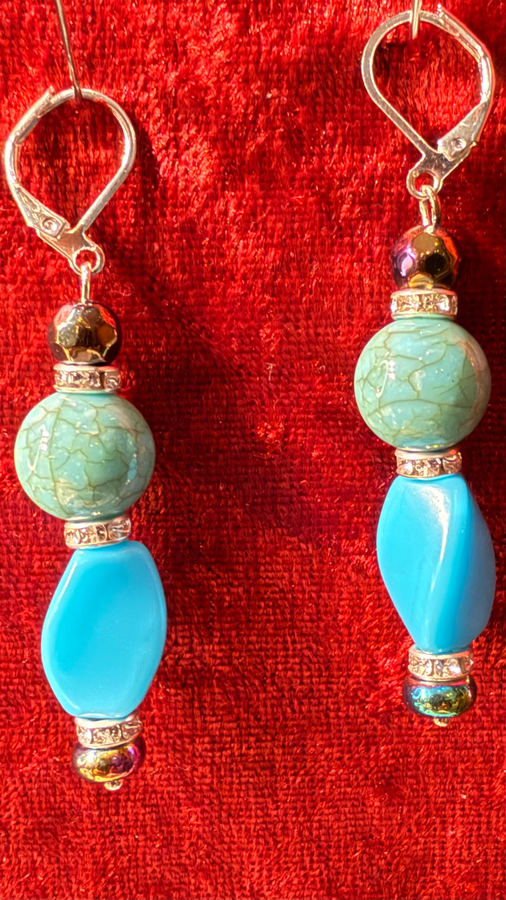 Handcrafted earrings and necklaces made with love and care.